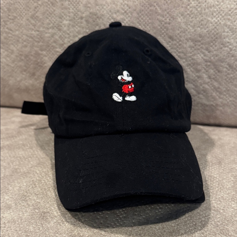 Disney Mickey Mouse Cap embroidered classic mickey mouse on front